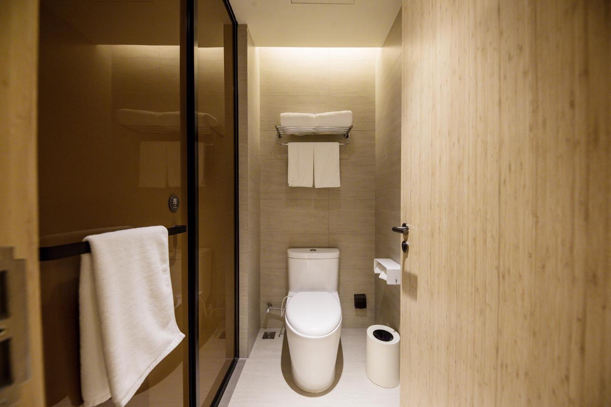 Ji Hotel Shanghai The Bund Jinling East Road Exteriör bild